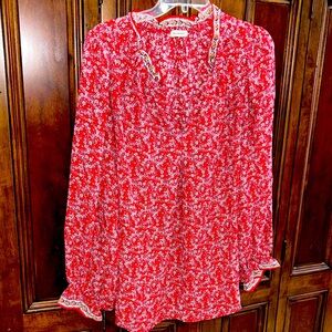 Max Studio floral, long sleeve blouse.  NWOT
Size extra large.